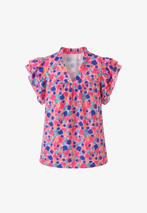 Lyserød bluse med flerfarvet blomsterprint, flæseærmer i kort længde og en let V-udskæring.