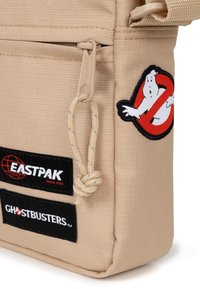 Eastpak THE ONE - Borsa a tracolla - gb suit
