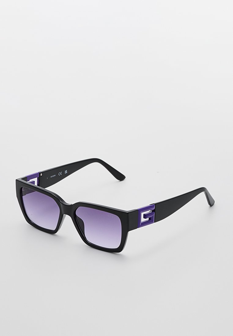 Guess Lunettes de soleil violet foncé