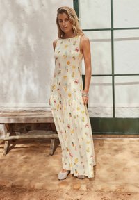 Next Maksimekko - ecru tropical print