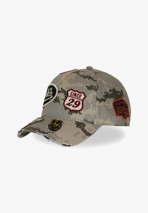 Von Dutch, CASQUETTE BASEBALL EFFET USÉ AVEC PATCH KAMO SAND - Casquette - gris