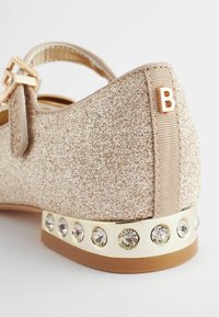 Ted Baker | Gliters crystal mini cross body in light yellow | EQVVS Womens Ted Baker | Gliters crystal mini cross body in light yellow | EQVVS Womens