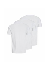 Drei schlichte weiße T-Shirts übereinander gestapelt, mit kurzen Ärmeln, rundem Halsausschnitt, aus weicher Baumwolle, glatter Textur, ohne Muster oder Verzierungen.