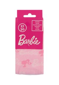 Calzini rosa chiaro con un motivo ripetuto di una silhouette e la parola "Barbie" in un rosa leggermente più scuro. Imballati con un'etichetta rosa brillante.