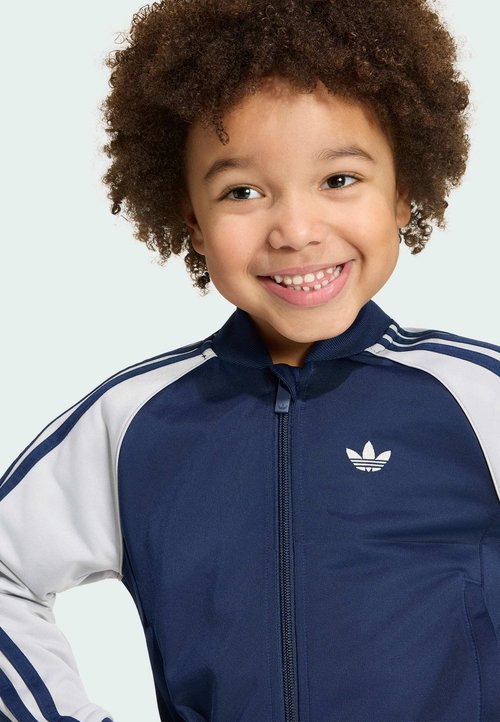 adidas SST TRACKSUIT-KIDS UNISEX SET - Tracksuit - night indigo grey two — foto 2