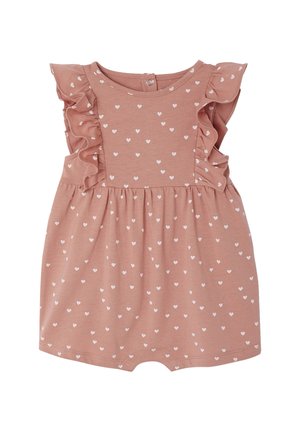 Rosa Baby-Strampler mit weißem Herzmuster, kurzärmlig mit Rüschen, Druckknopfverschluss auf der Rückseite und geraffter Taille.