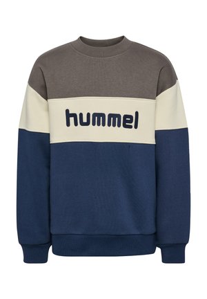 Crewneck sweatshir med grå, creme og marinefarvede farveblokke med "hummel" logo broderet på brystet.