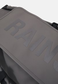 Rains TEXEL DUFFEL BAG UNISEX - Sac week-end - grey