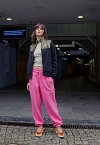 Nike Sportswear W PHNX FLC HR OS - Calças de fato de treino - pinksicle/sail