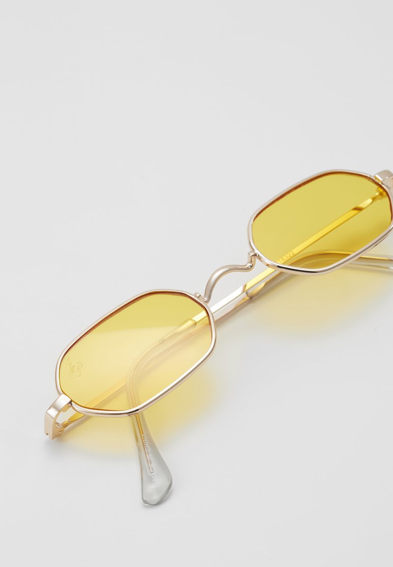 Herren Taschen & Koffer | Jeepers Peepers Sonnenbrille gold/yellow lens/goldfarben - NI89640 Herren Taschen & Koffer | Jeepers Peepers Sonnenbrille gold/yellow lens/goldfarben - NI89640