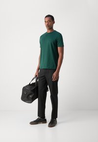 BOSS THOMPSON - Pamata T-krekls - open green