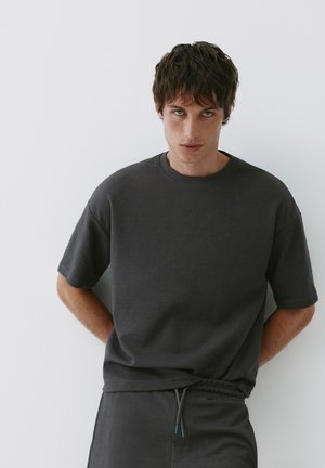 PULL&BEAR, RELAXED FIT TEXTURED - T-SHIRT - T-shirts basic - dark grey