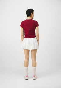 Nike Performance ADVANTAGE  - T-shirt de sport - team red