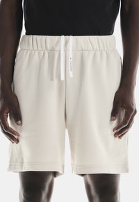 On - Sports shorts - grey Thumbnail Image 1