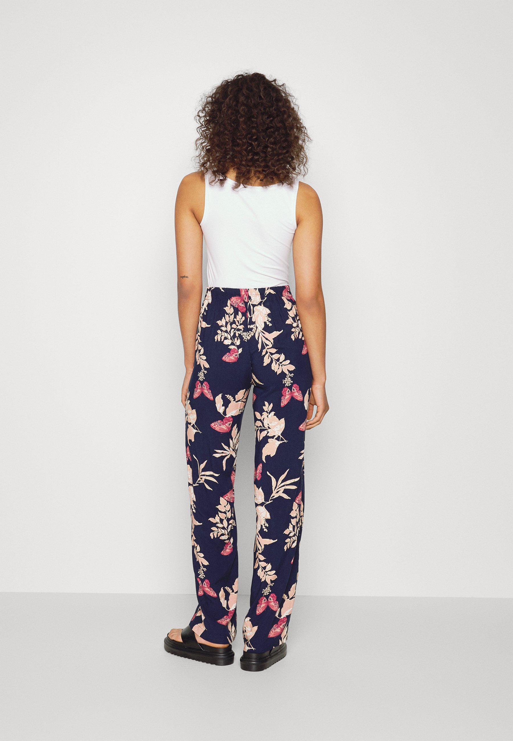 Vero Moda Tall VMEASY WIDE PANTS 