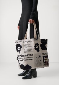 Marimekko HAAVI UNIKKO TRIBUTE - Tote bag - off white/black