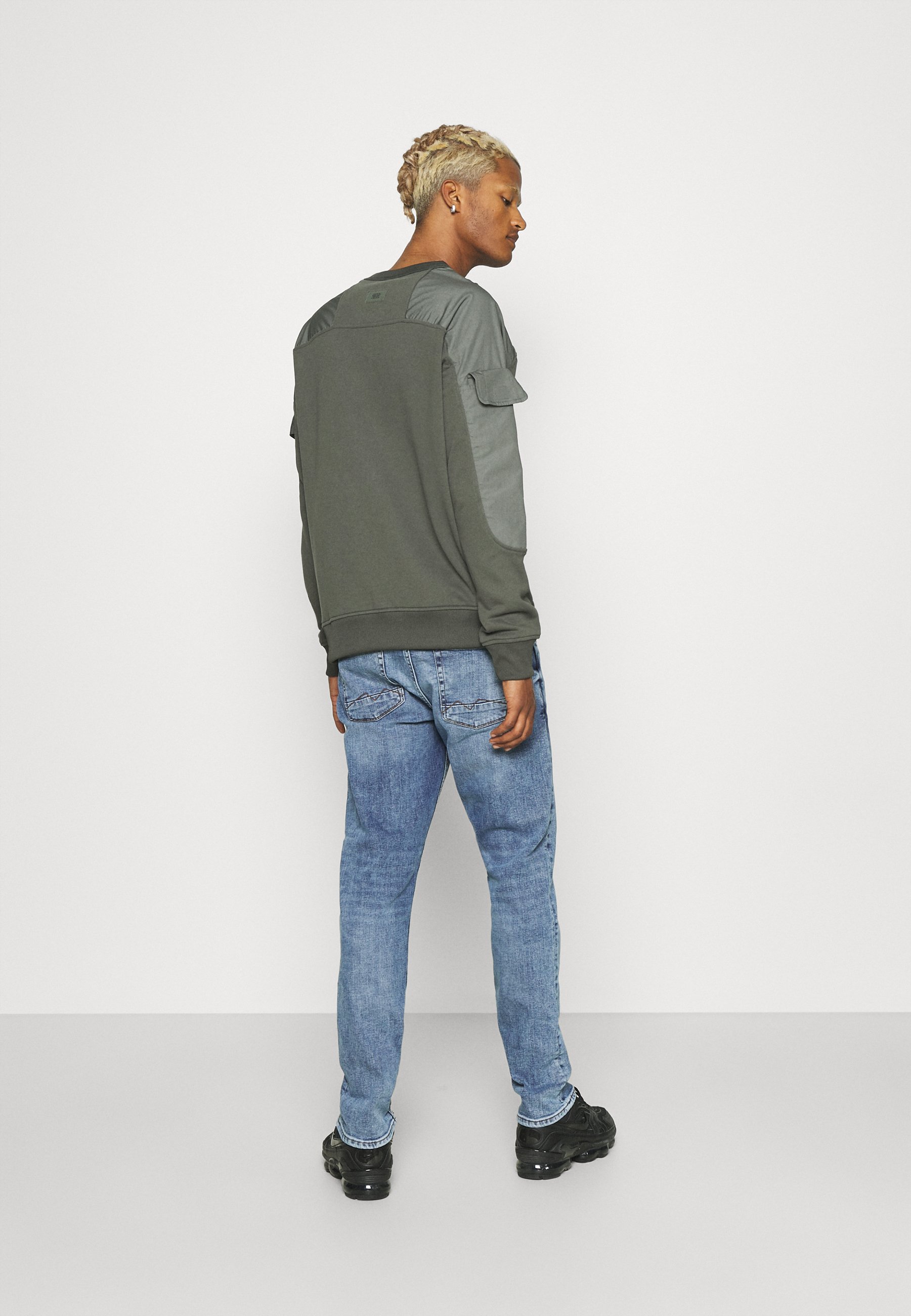 Blend TWISTER - Prigludę džinsai - denim light blue/šviesiai mėlyno džinso  - Zalando.lt