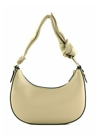 Sac bandoulière en cuir beige de forme arrondie, avec une sangle nouée, une fermeture éclair et un bord noir pour le contraste.