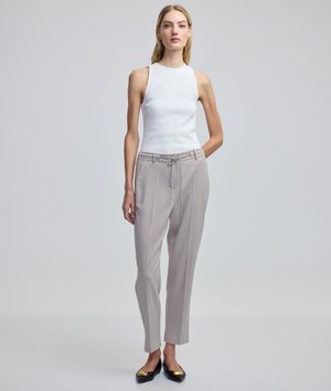 DRAPEY FIT - Pantalones - bone