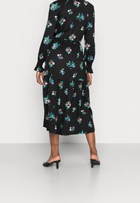 Marks & Spencer Freizeitkleid - black