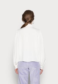 JDY Camicetta - off-white