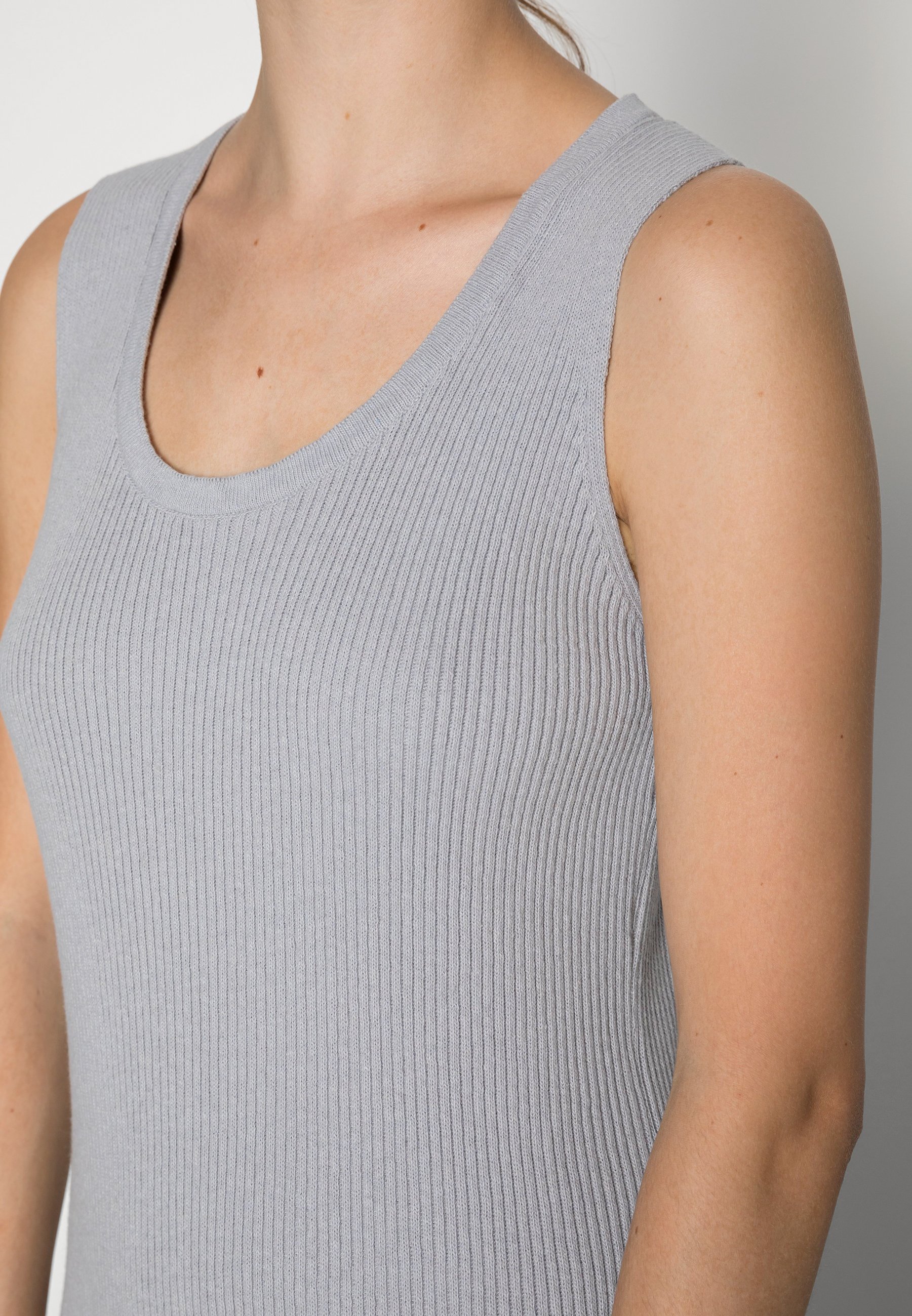 NU-IN SLEEVELESS MIDI DRESS - Jumper 