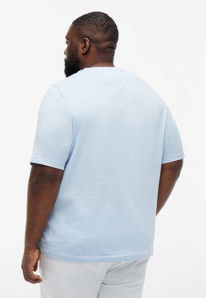 Tommy Hilfiger, BT-SCRIPT STACK TEE-B - BRAND LOVE - T-Shirt basic - breezy blue