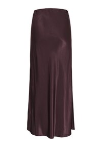 Burgunderfarbene Satin-Maxi-Rock mit glatter Textur, ausgestattet mit einem seitlichen Schlitz für Bewegungsfreiheit und einem einfachen elastischen Bund.