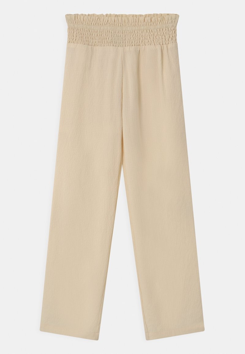 Pantalon beige à jambes larges avec une taille smockée. Confectionné dans une texture légère, doté d'une coupe droite sans motifs ni accents visibles.