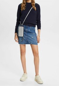 Esprit Stickad tröja - dark blue