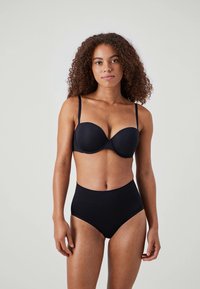 Black padded bra with thin adjustable straps and matching high-waisted briefs, both in a smooth, stretchy fabric. Simple design without patterns.