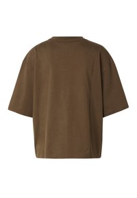 Bruine oversized T-shirt met korte mouwen en een ronde hals, plat getoond van achteren op een witte achtergrond.