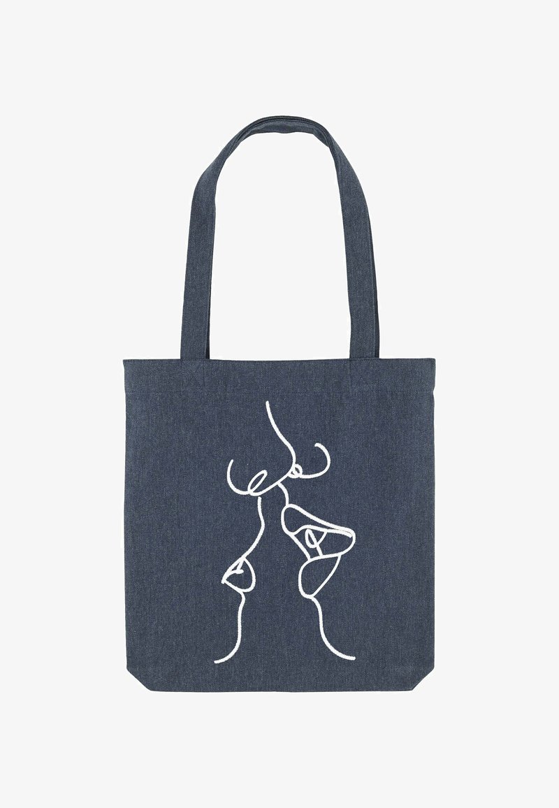 Borsa a tracolla blu scuro con un disegno a linea continua bianca di due volti che si baciano sul davanti, dotata di manici lunghi per il trasporto a spalla.