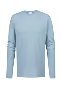 Langärmliges hellblaues T-Shirt aus weicher Baumwolle. Mit Rundhalsausschnitt und einfachem, schlichten Design, geradem Saum und taillierten Ärmeln.