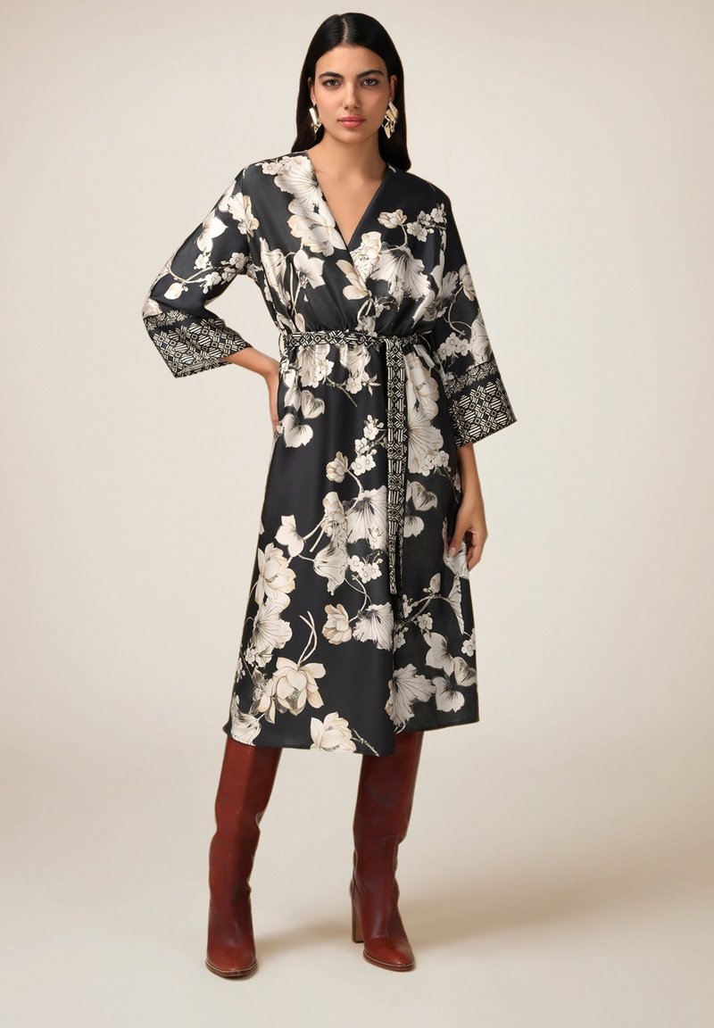 Vestito Midi Floreale A Maniche Corte Per Donna – Collo A V, Vita Alta Con Elastico, In Poliestere Morbido E Traspirante