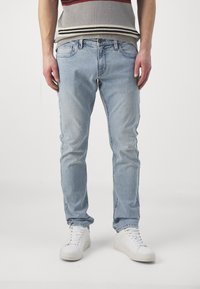 INDICODE JEANS PITTSBURG jasnoniebieski denim