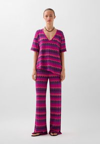Scalpers ZIGGY  - Trousers - multicolor