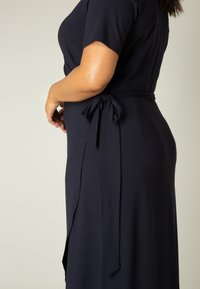 BASE LEVEL CURVY ABBIE - Jerseyjurk - dark blue