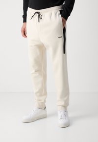 BOSS TRACKSUIT SET - Tepláková súprava - open white