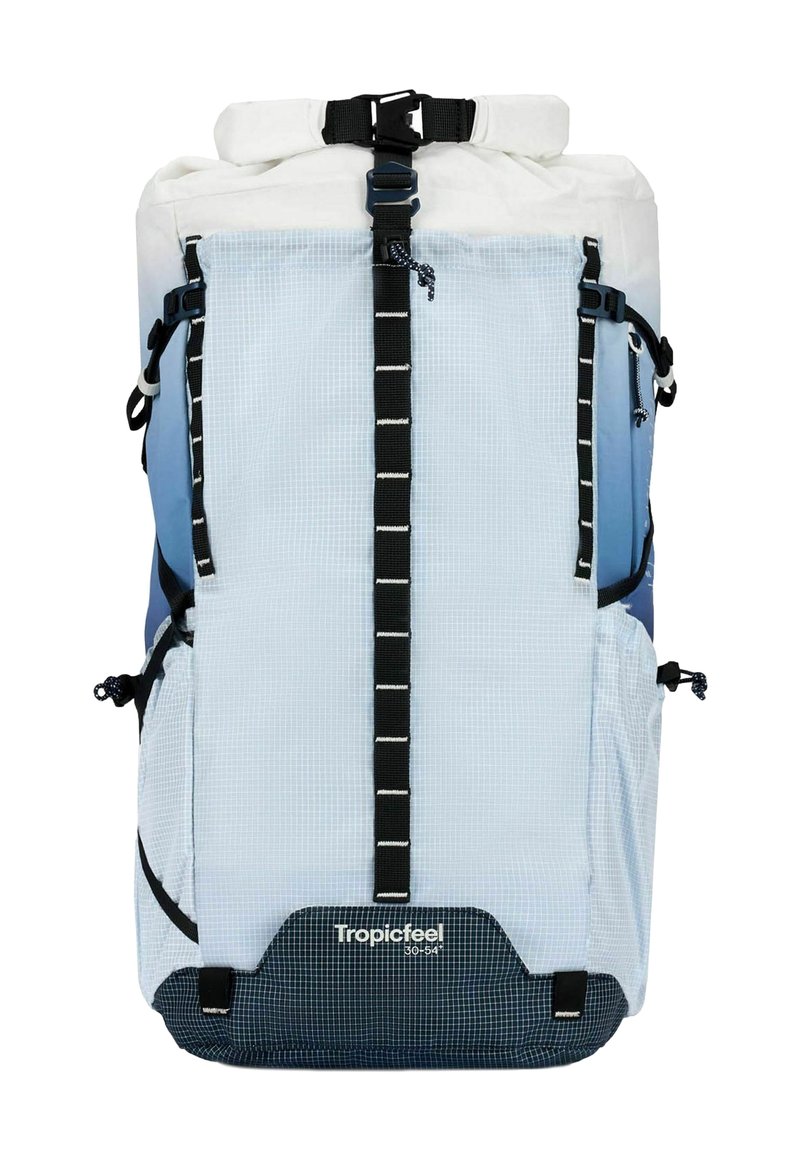 Zaino in tessuto blu chiaro e bianco con dettagli neri, dotato di spallacci regolabili, chiusura a rotolo e motivo a reticolo.