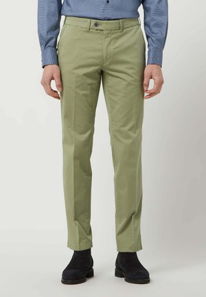 MIT STRETCH-ANTEIL MODELL 'PAUL' - Chinos - lindgrün