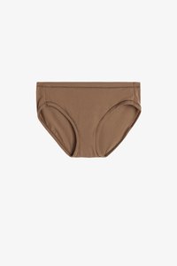 Unselected, camel