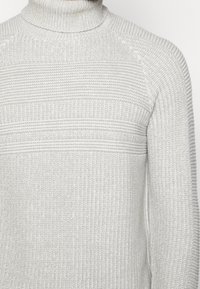 Jack & Jones Maglione - mottled light grey