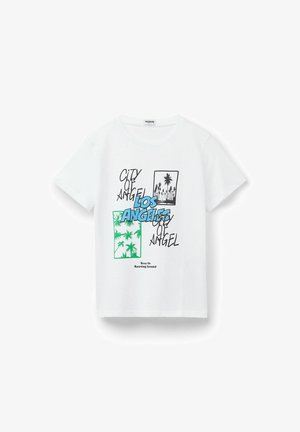 Weisses T-Shirt mit kurzen Ärmeln, bedruckt mit Grafiken von Palmen und in Schwarz und Blau: "CITY OF ANGEL LOS ANGELES" und "Keep On Moving Around."