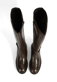 Bottes en cuir marron hauteur genou avec une finition lisse, des zippers latéraux et une forme profilée. Présente une doublure intérieure douce et foncée.