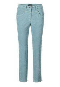 Lichtblauwe, rechte broek van zacht materiaal. Bevat voorzakken, een knoopsluiting en subtiele stikdetails.