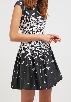 mint&berry Robe de jour - black