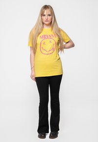 Paradiso Clothing Print T-shirt - yellow