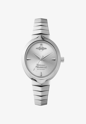 Zilveren horloge van roestvrij staal met een ronde wijzerplaat, een zilveren wijzerplaat met textuur, minimalistische uurmarkeringen en een slanke, gelaagde armband.