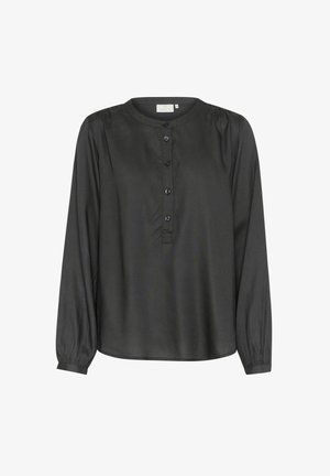 Čierna košela s dlhými rukávmi a okrúhlym výstrihom, s gombíkovým zapínaním, plisovanými plecami a riasenými manžetami, vyrobená z hladkej tkaniny s jemným leskom.